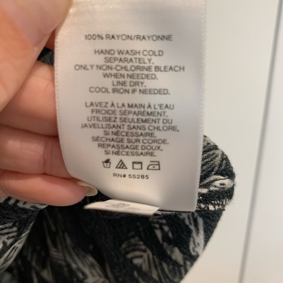 Express Off Shoulder Romper - Picture 4 of 7